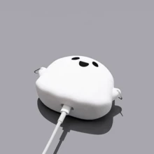 万圣节手机壳可爱神秘黑白幽灵 3D 硅胶耳机壳带绑带适合 Apple Pro 2 壳/Pro 壳/4 壳/3 壳/2 壳、时尚女式耳机壳、简约耳机壳、Apple 耳机壳、Apple 耳机套 - 白色 - 查看 3
