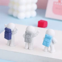 24 Cute Erasers, Portable And Novel Student Stationery Pencils For Outer Space, Astronaut Multi-Functional Mini D Erasers, Cute Gift Prizes, Small Erasers Or Student Learning Supplies Prizes, Party Gifts