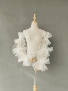 1 Pair White Puff Sleeve Cuffs, Bridal Gown Gloves Sleeve Cuffs, Photography Prop For Studio Photoshoot, Bride Wedding Gloves, Long Tulle Mesh Sleeve Cuffs, Chiffon Crystal Tulle Arm Sleeve Cuffs, Detachable Versatile Sleeve Cuffs, Bridal Gown Arm Sleeves, Tulle Dress Sleeves, Sleeveless Dress Arm Cuffs, Applicable For Wedding, Party, Performance, Cosplay, Decorative Accessory Autumn Accessories