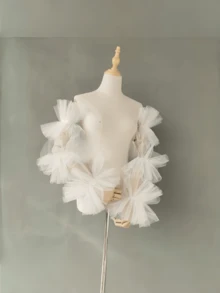 1 Pair White Puff Sleeve Cuffs, Bridal Gown Gloves Sleeve Cuffs, Photography Prop For Studio Photoshoot, Bride Wedding Gloves, Long Tulle Mesh Sleeve Cuffs, Chiffon Crystal Tulle Arm Sleeve Cuffs, Detachable Versatile Sleeve Cuffs, Bridal Gown Arm Sleeves, Tulle Dress Sleeves, Sleeveless Dress Arm Cuffs, Applicable For Wedding, Party, Performance, Cosplay, Decorative Accessory Autumn Accessories