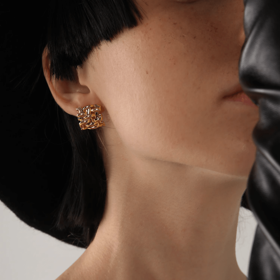 1pc Asymmetrical Woven Square Earrings, Fashionable Earrings For Women