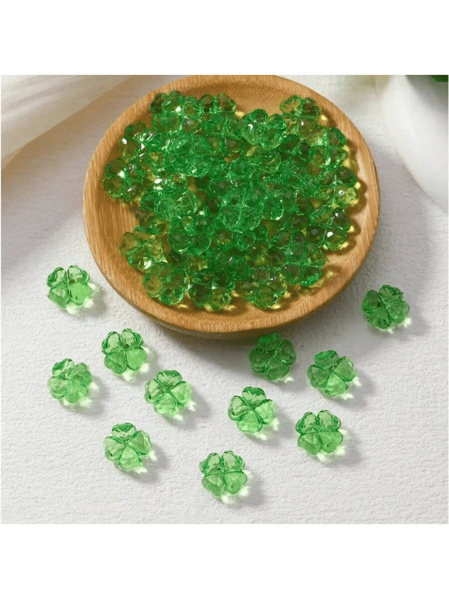 Set de 10/20/30/40/50/60 piezas de cuentas acrílicas 3D de trébol (verde), las cuentas de trébol se pueden usar para hacer pulseras de la suerte, manualidades, collares de flores, pendientes y otras joyas DIY