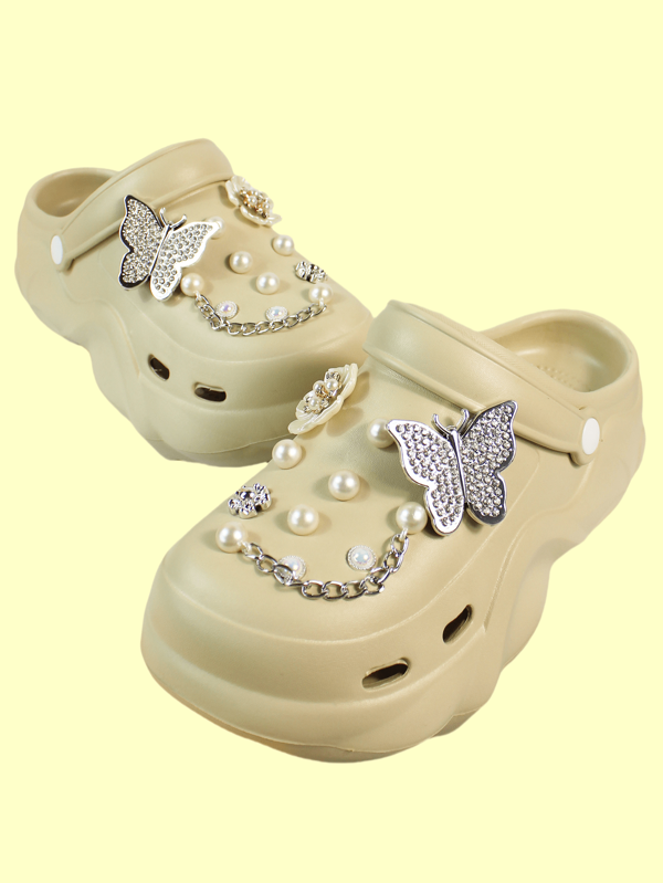 Sandalias de plataforma con diseño de mariposa plateada, decoración de perlas y flores, look hueco y de moda, a prueba de agua, ideales para uso al aire libre o vacaciones. Con hebilla decorativa desmontable y empaquetado independiente para evitar arrugas