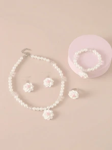 5 Pieces Of Cute And Fresh Pearl Flower Pendants For Girls, Simple And Versatile Set - White - View 4