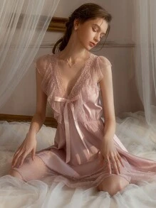 Conjunto de lencería sexy con pijama largo de seda, camisón con encaje estilo eólico y ropa de dormir que se puede usar fuera de casa