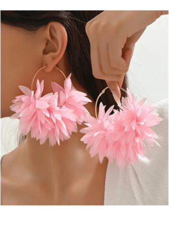 Bohemian Chiffon Pink Floral Exaggerated Metal Hoop Earrings, Elegant Floral Earrings For Women, Suitable For Beach Holiday/Performance Accessories Gift
