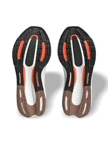 Adidas ULTRABOOST LIGHT - Black - View 4