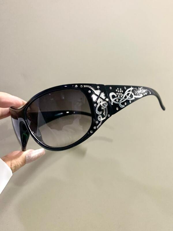 Punk-Inspired Fashion Glasses, Fashion Retro Eyewear PC Lens, Wide Frame Legs & Durable Metal Hinge, Eyeglasses For Women And Men