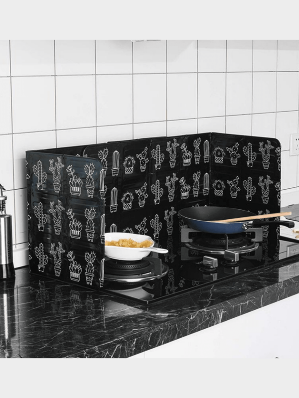 Aluminium Küchenspritzschutz, antihaftbeschichteter Pfannenspritzschutz, Metall Küchenspritzschutz, Isolierung für Gasherd in der Küche, hitzebeständiger Ölschutz, unverzichtbares Kochzubehör, faltbar, kein Kontakt mit Lebensmitteln, Öl- und Hitzeschutz, geeignet für Gasherde, Kochschutz, Spritzschutz