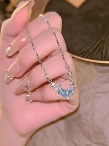 Ein leicht luxuriöser Mondplanet-Stil Stern Mond Armband, geeignet für Dates, Partys, den täglichen Gebrauch von Frauen und als Geschenk für Feiertage als erste Wahl