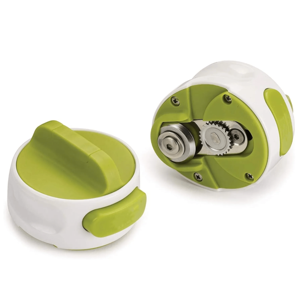 Classic Stainless Steel Can Opener – Ideal For Blackouts, RVs & Survival Kits