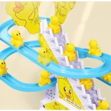 Pista de Pato Escorregador Divertida Com 9 Filhotes Luzes e Sons - Amarelo - Visão 5
