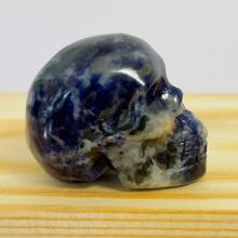Hand-Carved Natural Crystal Human Skull Carvings, Figure Carvings, Natural Stone, Loose Gemstone, Sodalite, Clear Quartz, Labradorite, Yooperlite, Que Sera, For Gift, Crystal Collection, Home Decoration, Desktop Decor.