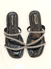 RevReaL Women's Rhinestone Decor Strappy Flat Sandals Summer Vintage Wedding Beach - Black - View 3