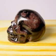 Hand-Carved Natural Crystal Human Skull Carvings, Figure Carvings, Natural Stone, Loose Gemstone, Sodalite, Clear Quartz, Labradorite, Yooperlite, Que Sera, For Gift, Crystal Collection, Home Decoration, Desktop Decor.