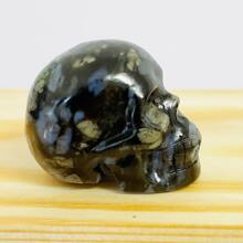 Hand-Carved Natural Crystal Human Skull Carvings, Figure Carvings, Natural Stone, Loose Gemstone, Sodalite, Clear Quartz, Labradorite, Yooperlite, Que Sera, For Gift, Crystal Collection, Home Decoration, Desktop Decor.