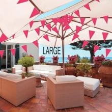 Flâmula de Triângulo Vermelho, Guirlanda de Plástico de 386 Polegadas, Bandeiras Coloridas Avulsas para Inauguração Formal, Carnaval, Aniversário, Festival, Celebração ao Ar Livre, Decoração Sazonal de Quarto, Formatura