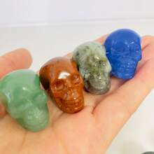 Hand-Carved Natural Crystal Human Skull Carvings, Figure Carvings, Natural Stone, Loose Gemstone, Sodalite, Clear Quartz, Labradorite, Yooperlite, Que Sera, For Gift, Crystal Collection, Home Decoration, Desktop Decor.