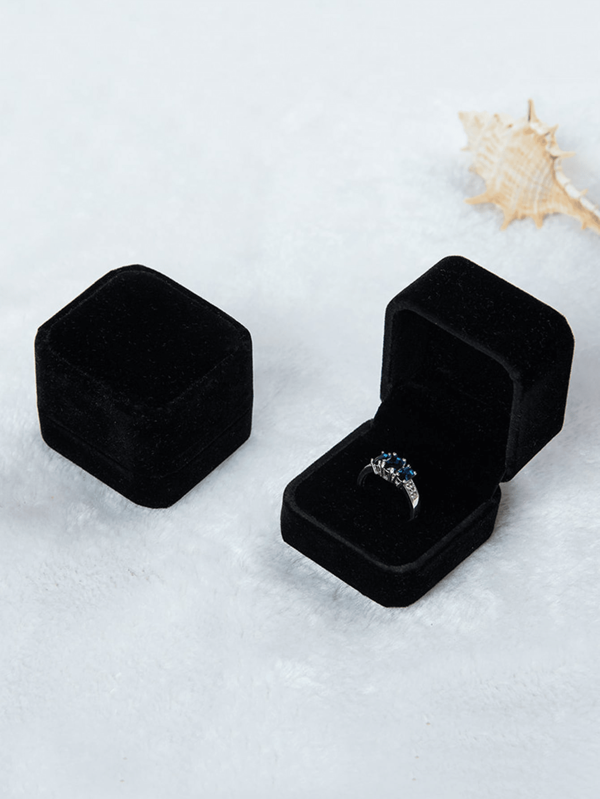 1pc Jewelry Ring Storage Box, Flat Bottom Ring Organizer Box, Simple Black Acrylic Ring Holder Case, Suitable For Home Party