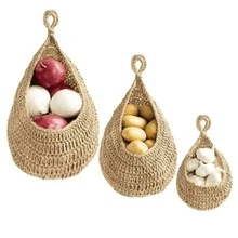Cesta colgante - Cesta colgante de mimbre para almacenamiento de frutas frescas, contenedor de verduras para patatas, cebollas, ajos, soporte para plantas - Organizador de despensa de cocina hecho a mano - Marrón - Ver 2
