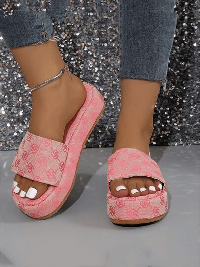 女士加大码厚底拖鞋，带刺绣装饰，舒适厚底，适合沙滩和休闲穿着