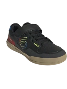 Adidas HELLCAT - Black - View 2