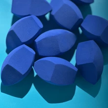 1 pezzo Spugnetta per trucco a tripla sfrangiatura di colore blu navy, maxi spugnetta, in materiale assorbente, senza lattice, si espande a contatto con l'acqua, per un'applicazione rapida, morbida e delicata sulla pelle, adatta per fondotinta, riutilizzabile, alta densità ed elasticità, non deformabile, strumento preferito per il trucco