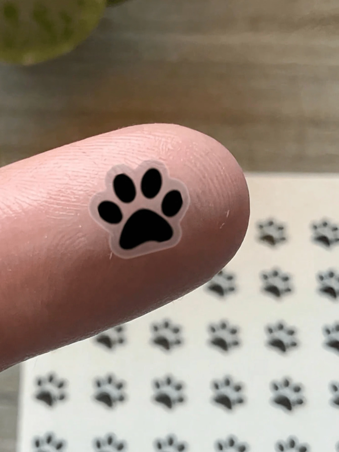 Mini Paw Print Stickers, Transparent Paw Print Pattern, Suitable For Laptop, Water Bottle, Phone, Notebook, Planner, Cup, Phone Case, Decorations - Multicolor - View 1