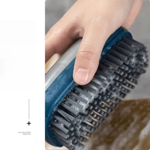 1 pieza Cepillo de plástico para la ropa de color aleatorio, moderno cepillo multifuncional automático para detergente líquido, lavadora, ropa, sombreros, con cerdas suaves para la limpieza diaria del hogar