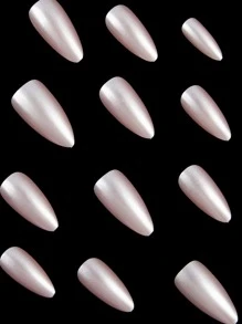 Sanrio Transforma tus uñas con un kit de 24 uñas postizas de estilo francés en color rosa claro sólido, tipo almendra y tamaño mediano, con acabado brillante y glitter, perfecto para uso diario y que te dará un look bonito