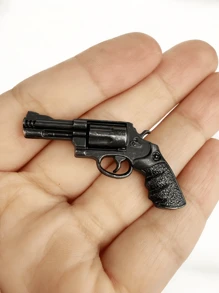 Modelo en miniatura de metal de casa de muñecas, accesorios en miniatura, juguetes de revólver negro y bronce, propiedades para juegos de guerra en miniatura, decoración de muñecas, pequeño regalo