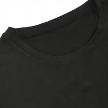 Camiseta de bolsillo negra para mujer, top corto con amigos del árbol feliz, camiseta con estampado de dibujos animados lindos - Cuello de tripulación estructurado que resuelve la apariencia de ropa no estructurada - Aspecto hecho a medida - Negro - Ver 5