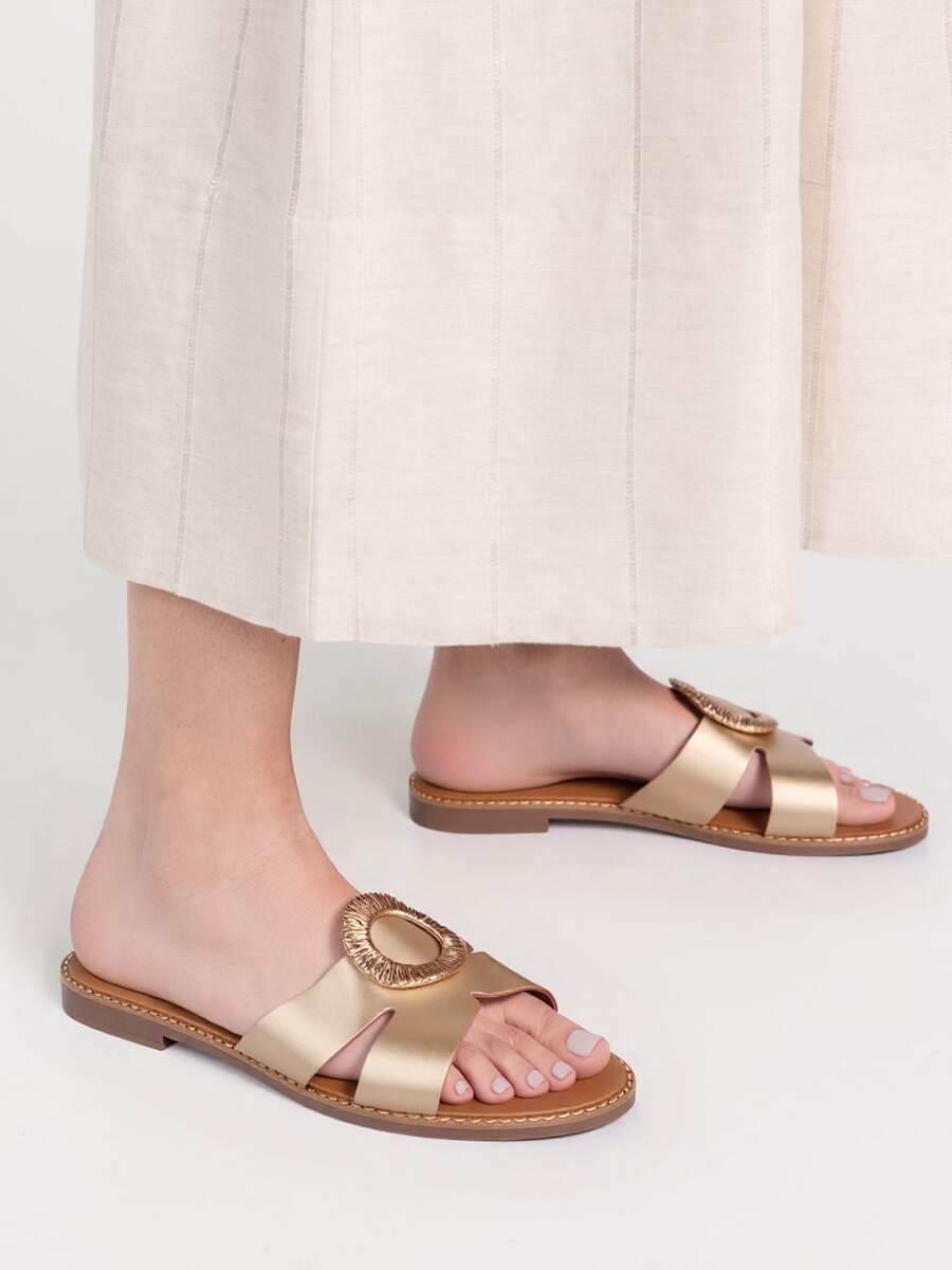 Sandales à enfiler