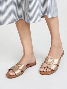 Sandales à enfiler