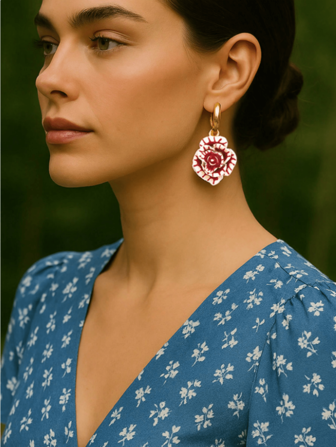 1 对优雅的法式花卉和树叶设计 4 件套耳环，适合日常佩戴