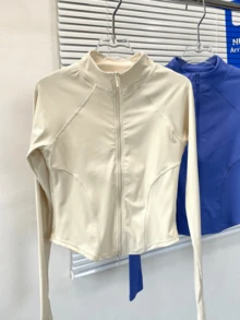 女士立领户外瑜伽夹克，专为跑步、健身和运动训练而设计