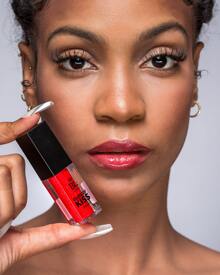 BEL London Glossy Kiss Lip Gloss – Hydrating, Long-Lasting Formula With Moisturizing, Nourishing Ingredients | Filler Effect For Plump Lips, Dreamy Light-Reflecting Texture, And Glossy Finish | Perfect For Spring & Summer Beauty, Seasonal Lip Gloss, And Holiday-Ready Lips | Intense Hydration, Shimmering Finish, And Moisturizing Lip Color