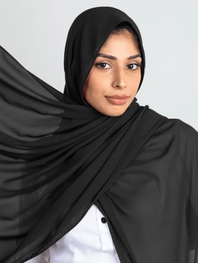 1pc Women's Solid Color Chiffon Scarf, Minimalist And Elegant