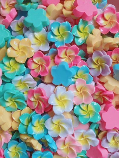 10/30/50pcs Random Assorted Glossy Eggshell Flower Resin DIY Craft Supplies, Cream Glue Phone Case Accessories, Hair Clips