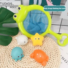 4 件漂浮发光动物沐浴玩具套装、幼儿闪光彩色 LED 美人鱼浴缸玩具、婴儿洗澡时间漂浮橡胶淋浴礼物、带孔夜光海洋动物沐浴感官玩具、鲸鱼漂浮玩具适合婴儿、幼儿和 1-3 岁儿童浴缸玩具（颜色和款式随机）