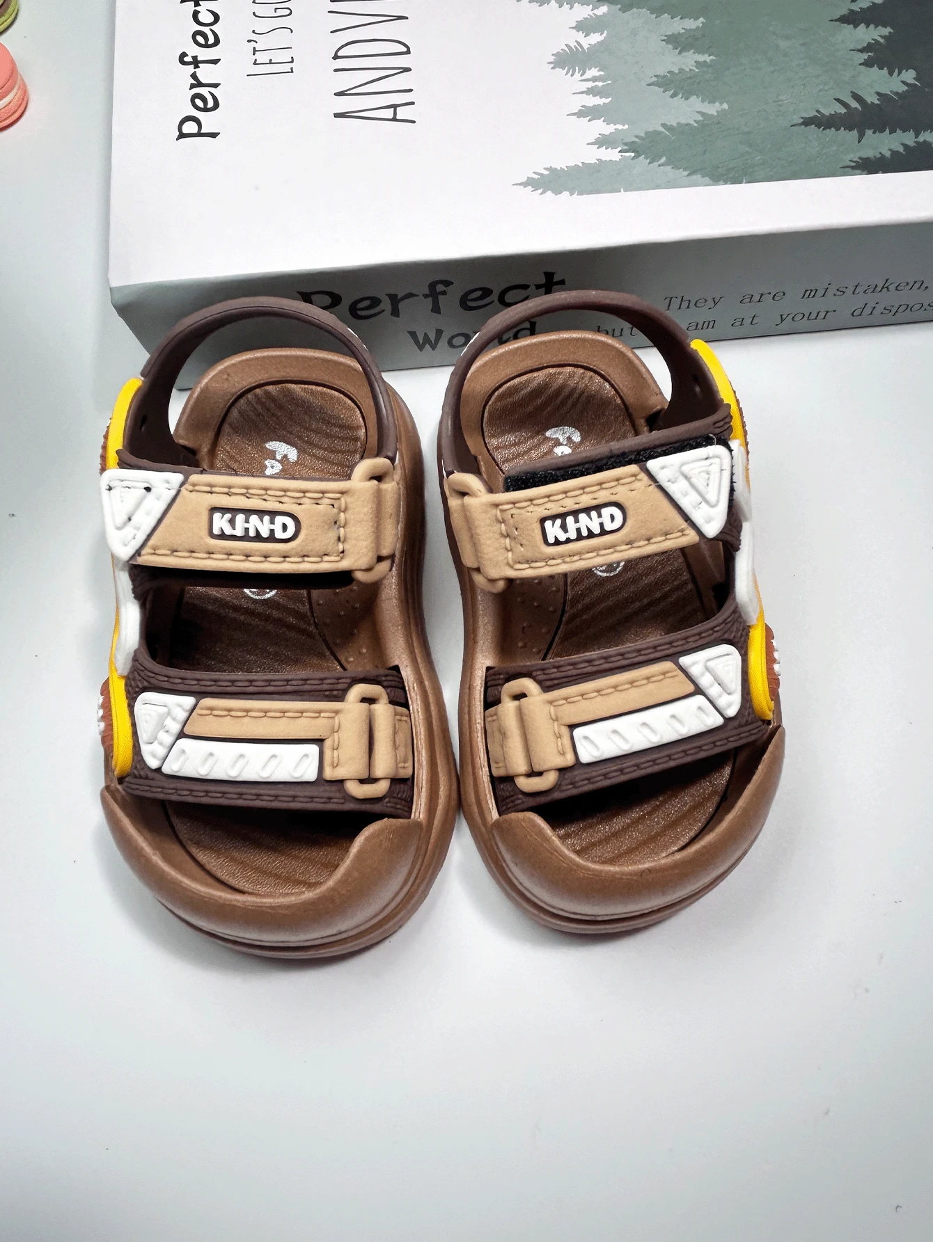 婴儿夏季凉鞋2025款0-12个月宝宝凉鞋防滑婴儿鞋适合幼儿 - 棕色 - 查看 1