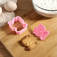 Sanrio 2 pièces/set Moule à fruits hello kitty et Stitch de Sanrio - Emporte-pièce de biscuit PP mignon, parfait pour les cadeaux d'anniversaire Kawaii et la décoration de la cuisine, moule à pastèque, cadeau de la Fête des Mères