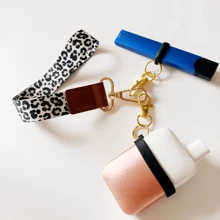 1 Set Cigarette Accessory Anti-Lost Kit, Includes 1pc Black & White Leopard Wrist Strap, 2pcs Different Size Lobster Silicone Rings, Smoking Accessories, Cigarette Storage, Cigarette Holder Case, Sigaretten Doos
