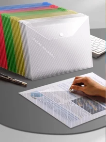 zhiquanqihan Pasta de arquivo de plástico listrada fina tamanho A4 de cor aleatória, porta-documentos à prova d'água com botões de grande capacidade, bolsa de armazenamento de informações para escritório/estudante