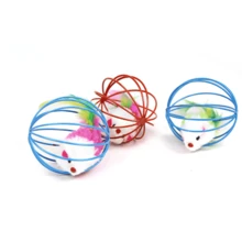 Brinquedo Interativo Para Gatos Gaiola Bola Arame Resinado Colorido Com Camundongo Rato Dentro Tamanho 6Cm Com Som