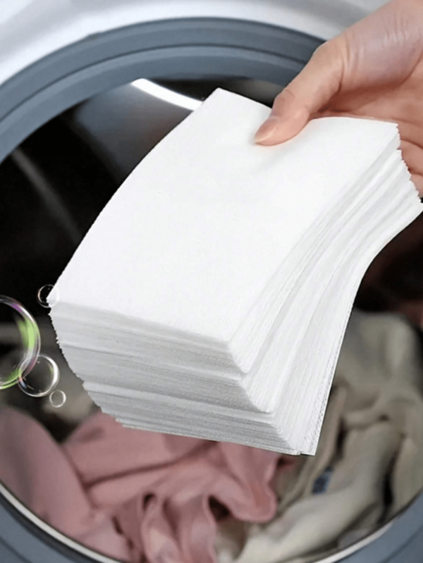 50 piezas de hojas de lavandería blancas, papel para lavar ropa, antidesangrado, papel absorbente, antidecoloración, sábanas antidesangrado, papel absorbente de colores mixtos, 14 cm * 10 cm, papel absorbente de colores, evita la transferencia de color, evita el desvanecimiento, mantiene el color original de la ropa, adecuado para lavadora de hogar y dormitorio, accesorios de lavandería, suministros para el hogar, artículo esencial para el baño. Nota: Con bolsa de embalaje, no empaquetado en bolsa OPP.