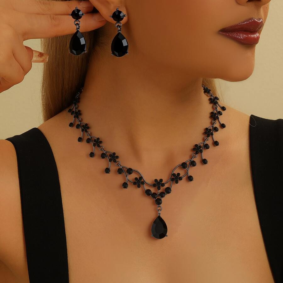 3pcs/Set Black Crystal Jewelry Set For Women, Floral Pendant Necklace + Earrings, Accessories For Party Formal Dresses, Wedding Gift Gold-Plated Jewelry Set