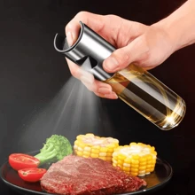 1 Stück transparente Glas Edelstahl Öl Sprühflasche, moderne minimalistische Küchen Kochsprühflasche für BBQ, Salat, Backen, Öl Kontrolle, Gewürze, vielseitig einsetzbare Olivenöl Zerstäuber mit feiner Sprühdüse für gesundes Kochen und Grillen, unverzichtbares Küchengerät, Glasgehäuse, Edelstahlkappe, einfach zu benutzen und zu reinigen, Ideales Küchen Zubehör, Öl Sprühflasche, Heißluftfritteuse, Olivenöl Spender