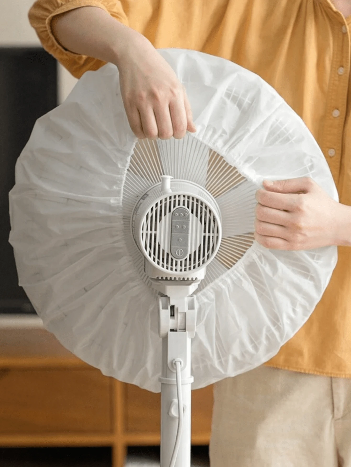 1 pieza Funda de 18 pulgadas para ventilador, funda protectora antipolvo para ventilador de media envoltura blanca para uso doméstico, impermeable, a prueba de humedad, a prueba de polvo, fácil de poner y quitar, lavable y reutilizable, manteniendo el ventilador limpio para escuela, oficina, hogar, viajes, lavable, reutilizable, bolsa, organizador, almacenamiento, regalo de Navidad