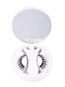 1 对加长翼状天然磁性睫毛，配便携式磁性睫毛盒和睫毛涂抹器套装。无需胶水，随时佩戴方便 - 非常适合日常补妆、通勤、派对、婚礼和旅行场合。 - 自然纖長款 - 查看 10